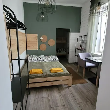 Hotelowe Centrum 7-osobowy Apartment